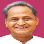 Gehlot congratulates party's candidates listed on 3rd congressional list