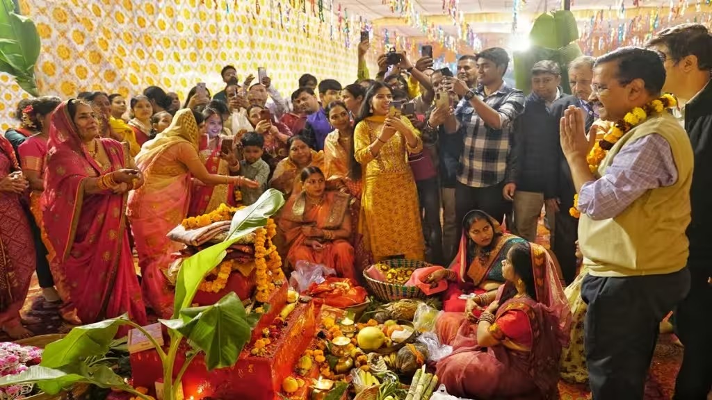 Delhi CM Arvind Kejriwal Extends Heartfelt Chhath Puja Greetings to the People