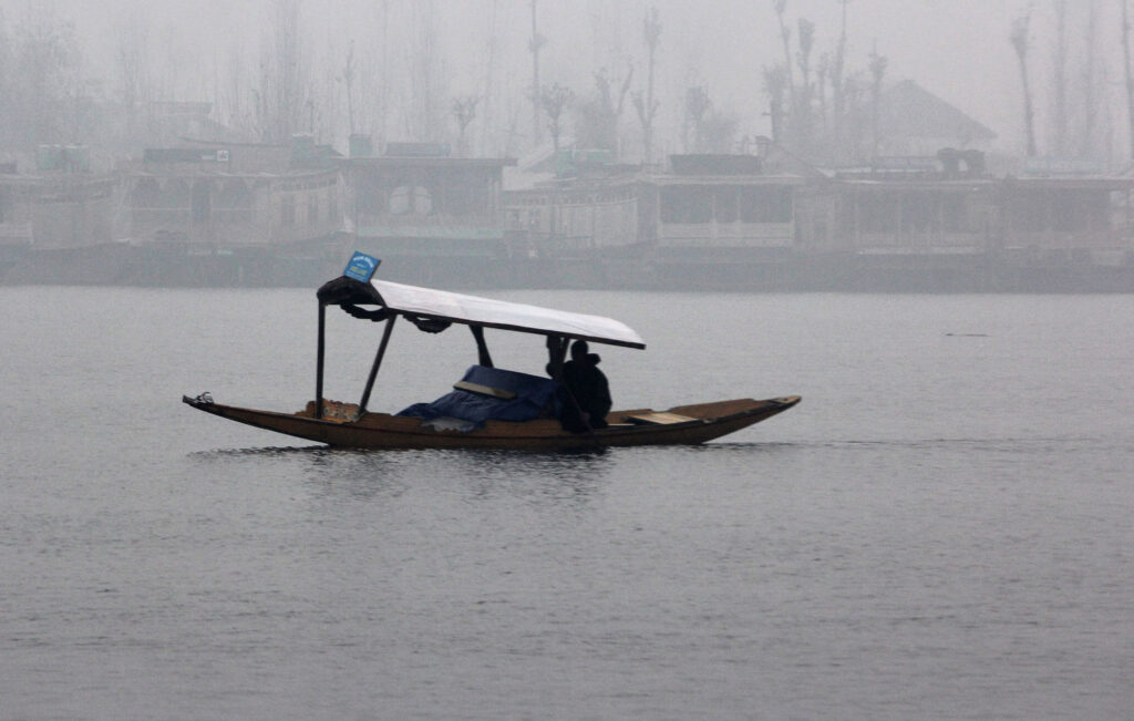 Kashmir Valley Experiences Coldest Nights as Srinagar and Pahalgam Record Sub-Zero Temperatures