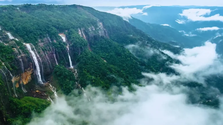 Monsoon Getaways: Maharashtra’s Must-See Waterfalls