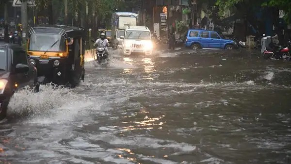 IMD Issues Alert for Maharashtra, Heavy Rain Likely in Mumbai and Pune Today