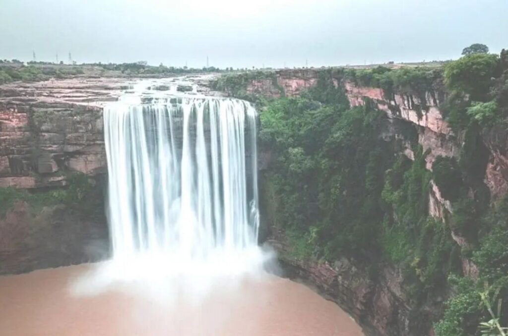 Rewa: The ‘Waterfall Hub’ of Madhya Pradesh, Nature Blooms in the Monsoon