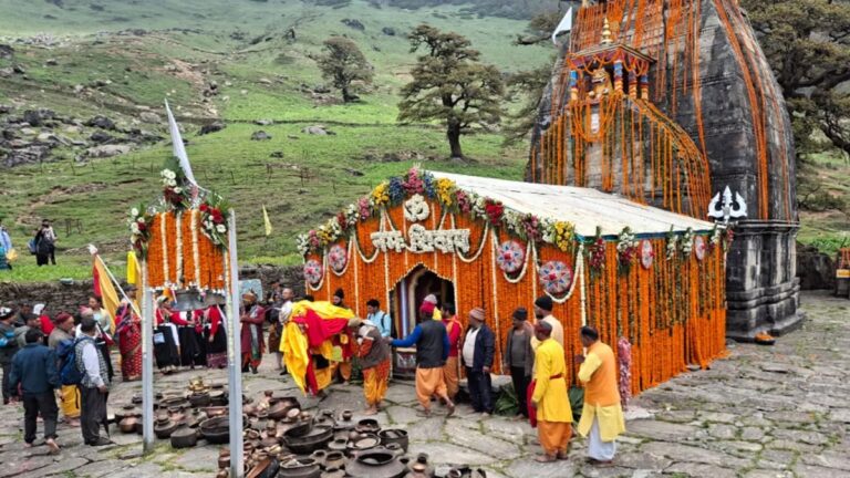 Madhyamaheshwar Mahadev Temple in Uttarakhand: A Sacred Panch Kedar Shrine Where Heaven is Experienced on Earth