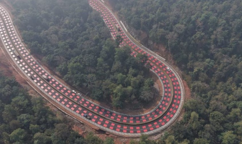 NHAI Installs Bright Red ‘Tabletop’ Markings in a Unique Step for Wildlife Safety