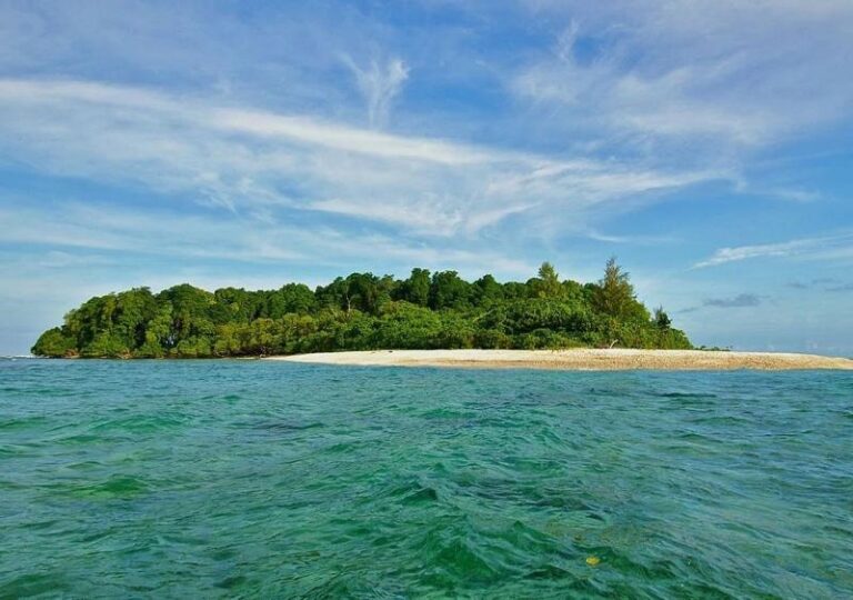 9 Mysterious Places in India Where History, Silence and Isolation Create an Unsettling Aura