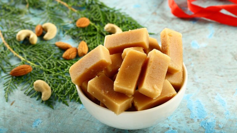 Mysore Pak: The Royal Indian Sweet That Earned the Title ‘King of Sweets’